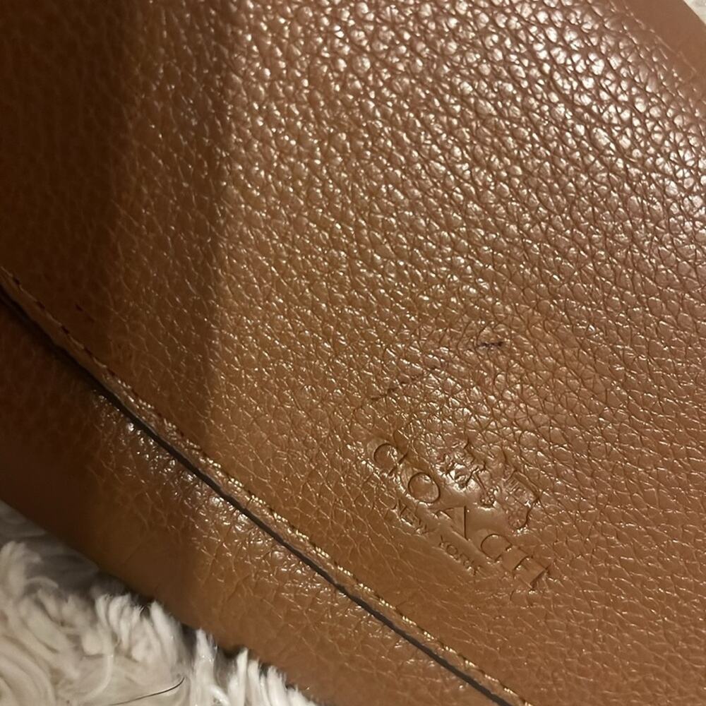 🎉COACH Wallet with checkbook holder! - Picture 3 of 9